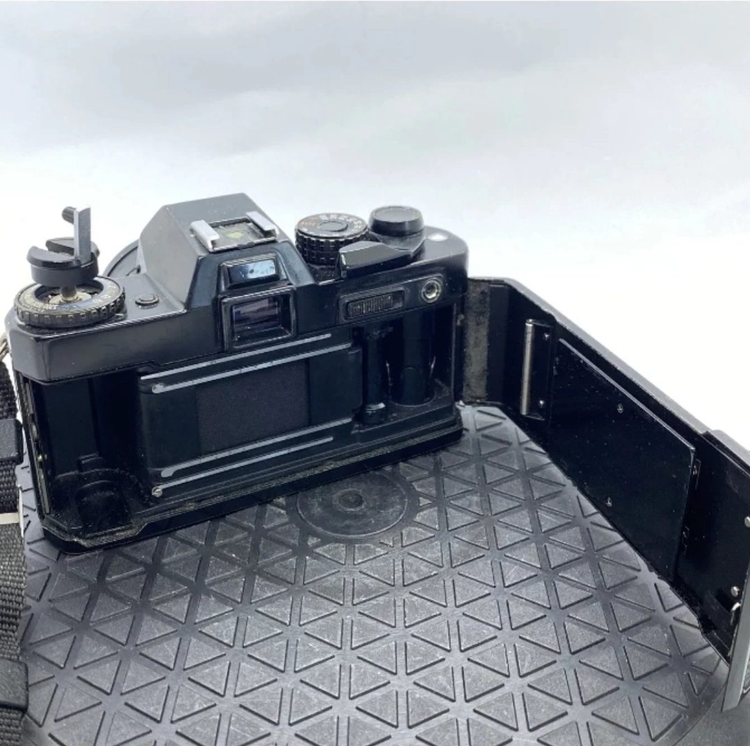 YASHICA FR1 35MM SLR FILM CAMERA — Image 5