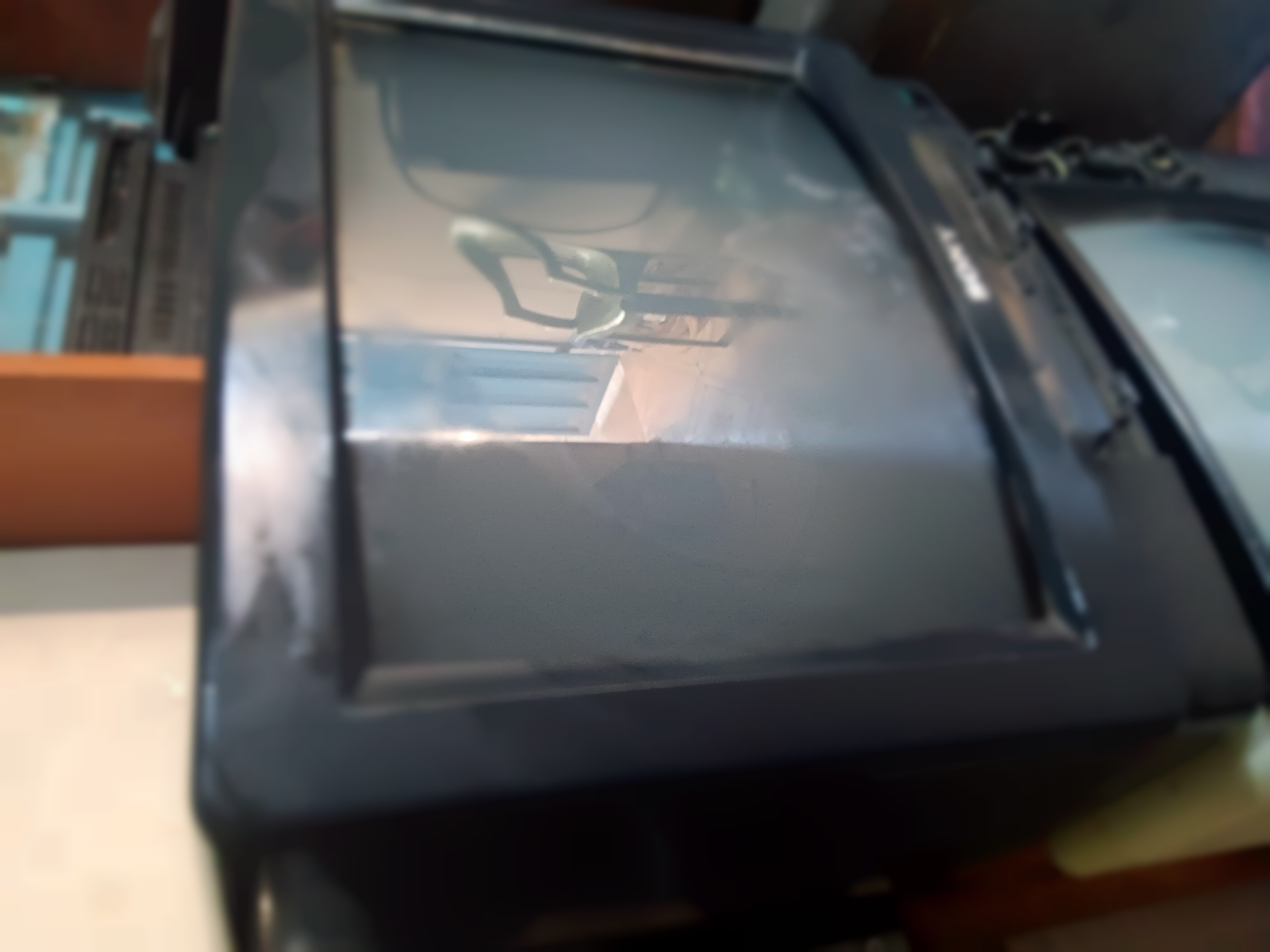 SONY 14 INCH KV 1435M3 CRT TV — Image 2
