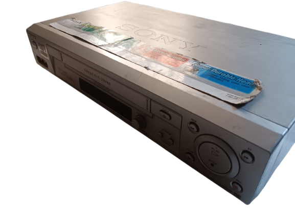 Sony SLV-ED939 6-Head Hi-Fi Stereo VCR — Image 1