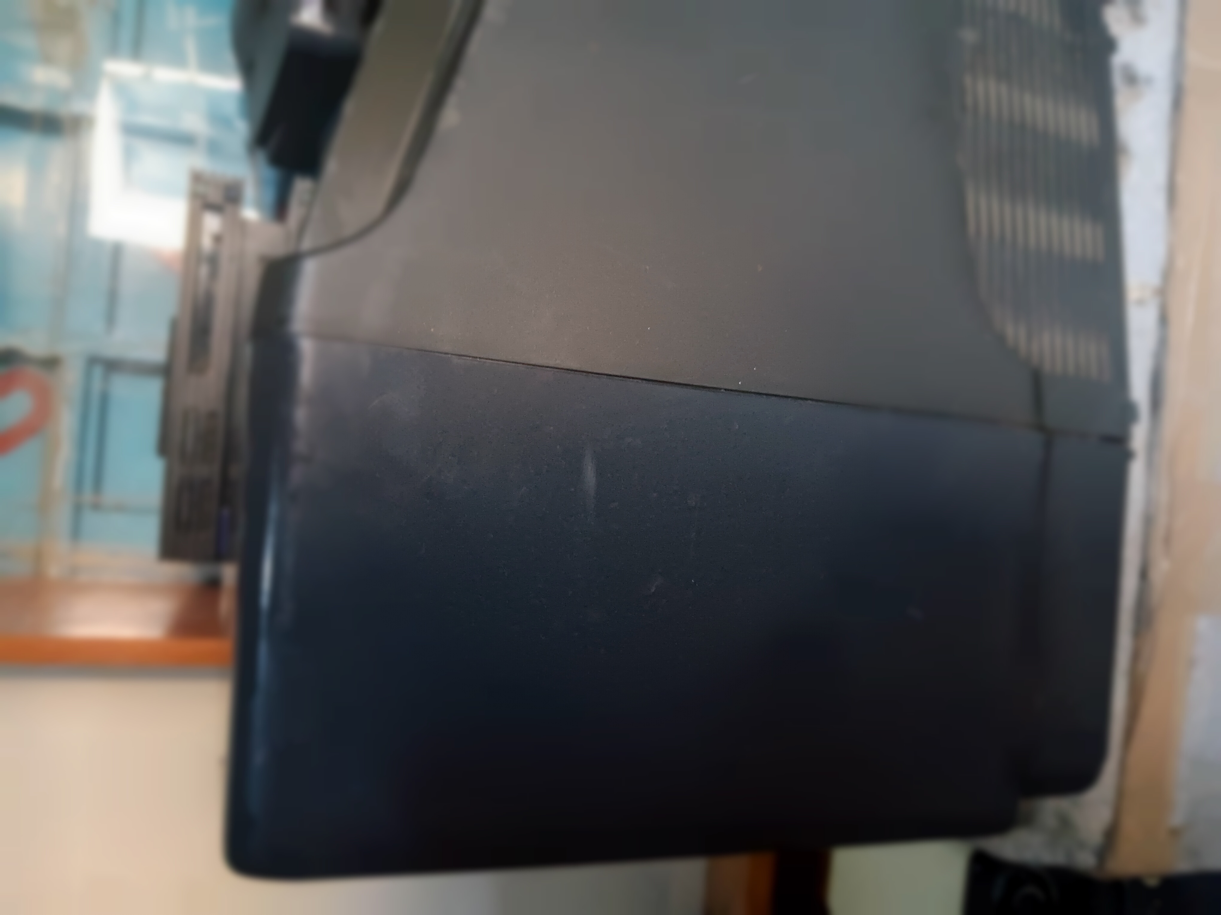 SONY 14 INCH KV 1435M3 CRT TV — Image 5